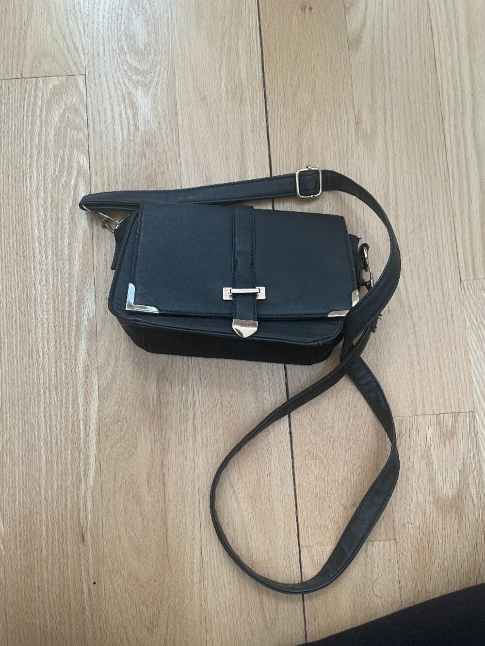 Ardene Purse